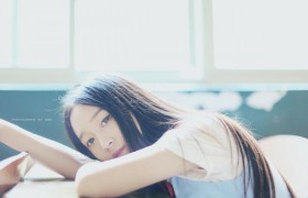 唯美意境女生图片，执笔抒情